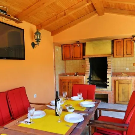 Steffani In Kapelica- Istrien Mit Pool By Interhome